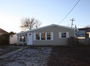 1707 Binnacle Rd, Forked River, NJ 08731