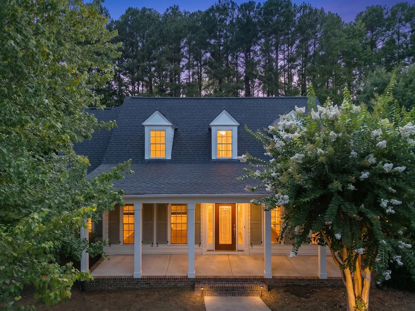 Welcome to Governor's Village Sprawling one level living with added Bonus space — Photo 1