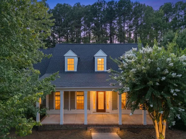 30135 Porter Dr, Chapel Hill, NC 27517