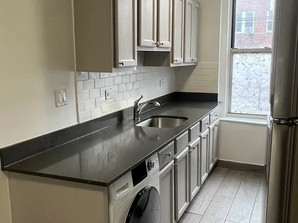 24-16 29th Street image 5 of 7