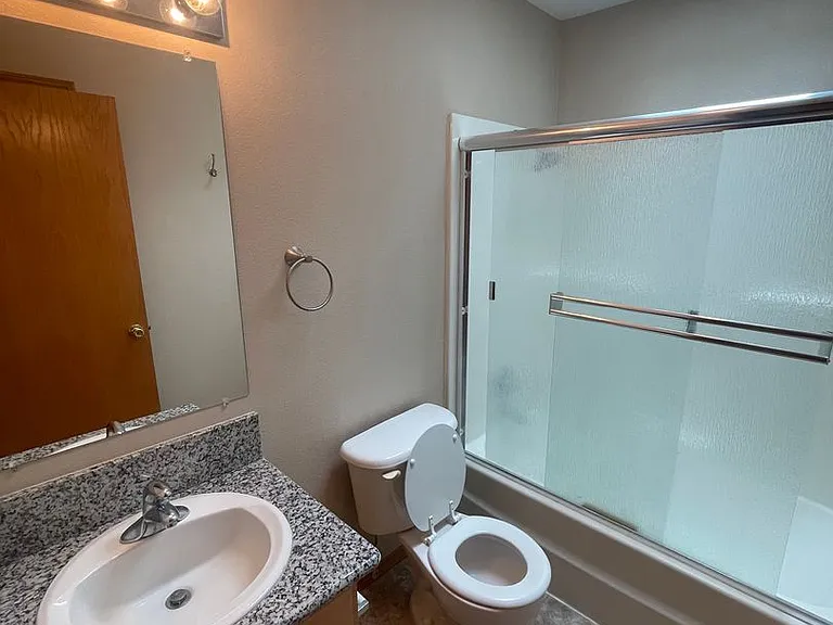 2663 Oak Ridge St NW — Photo 10