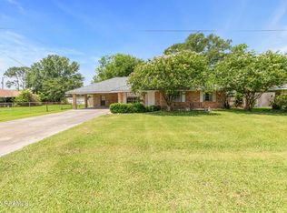 1628 Edwin St, Rayne, LA 70578
