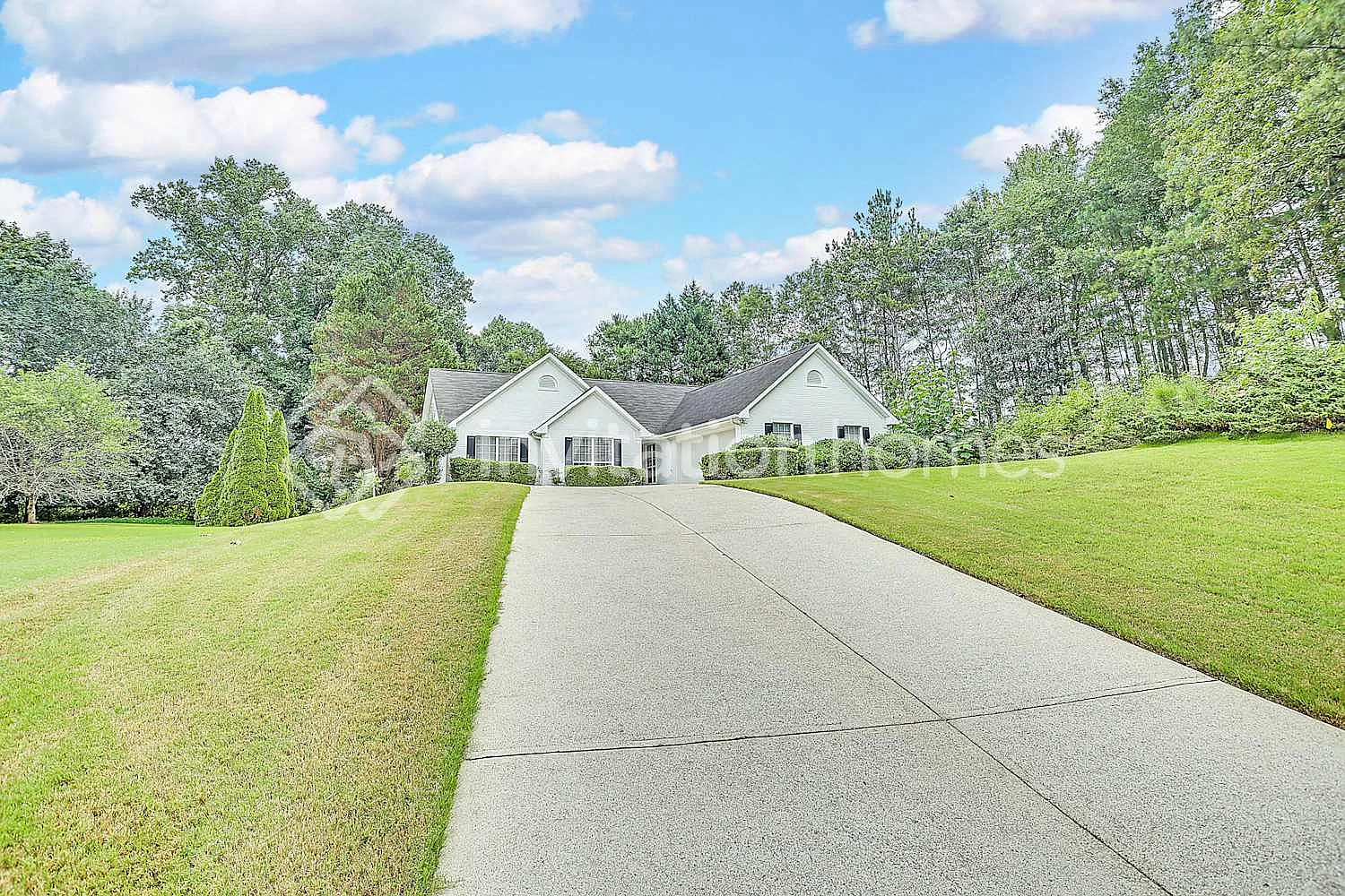 5930 Clipper Bay Flowery Branch, GA 30542 — Photo 1