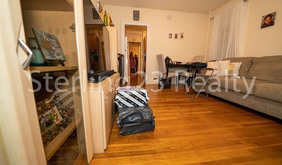 1st image of 2119 27th St APT A2