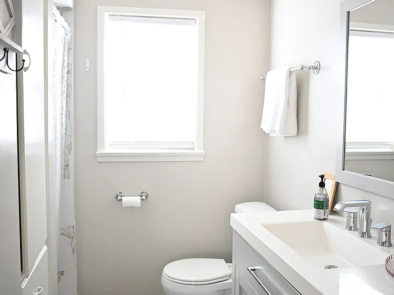 322 Loma Vista St #C — Photo 6