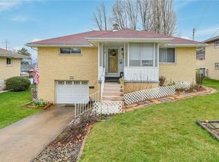 3876 Mayfair St, Pittsburgh, PA 15204