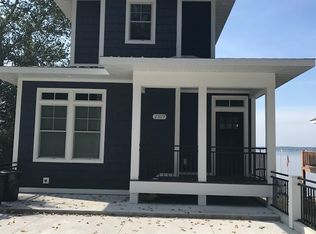 2319 E Lake Mitchell Dr, Cadillac, MI 49601