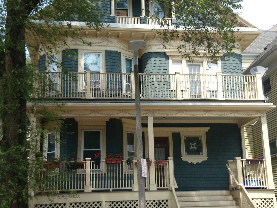 2nd image of 43 Fenwood Rd