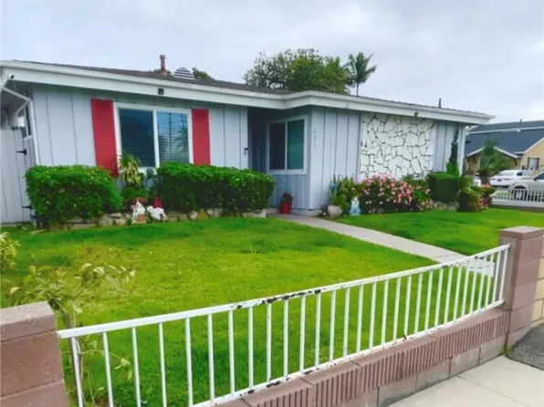 432 E Q St, Wilmington, CA 90744