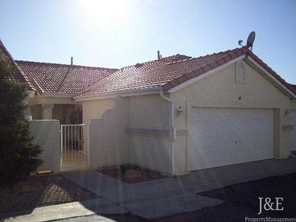 2nd image of 195 E Fiddlers Canyon Rd Unit 45