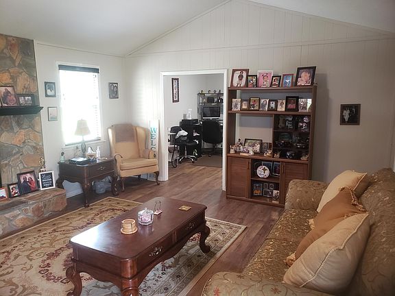 4th image of 2644 Carrington Dr