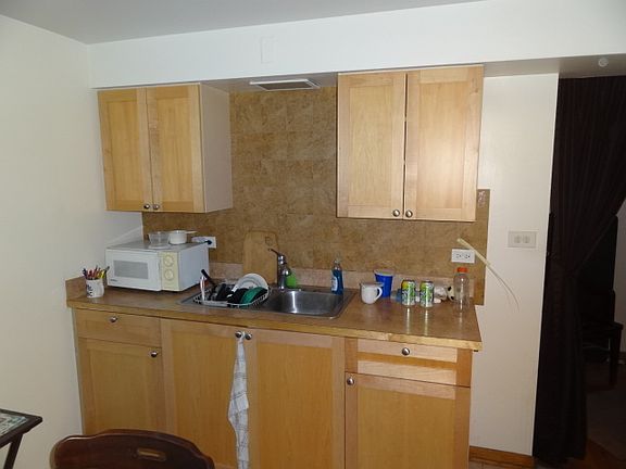 3rd image of 6954 W Gunnison St APT Gs