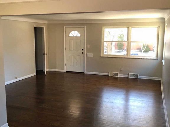 2nd image of 4728 Clevesdale Dr