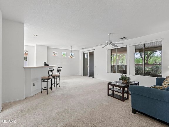 2nd image of 9405 N Sombrero Canyon Dr