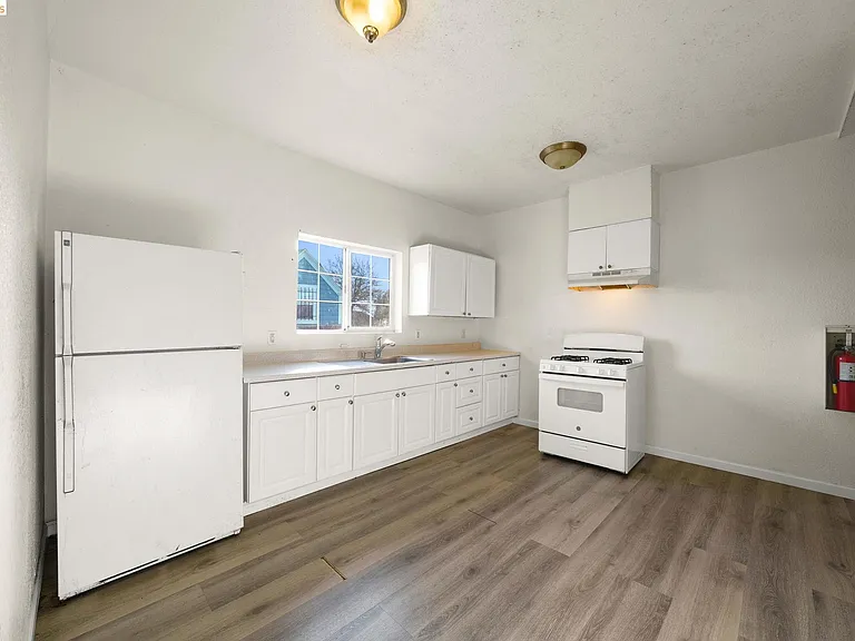 203 Bissell Ave #2 — Photo 1