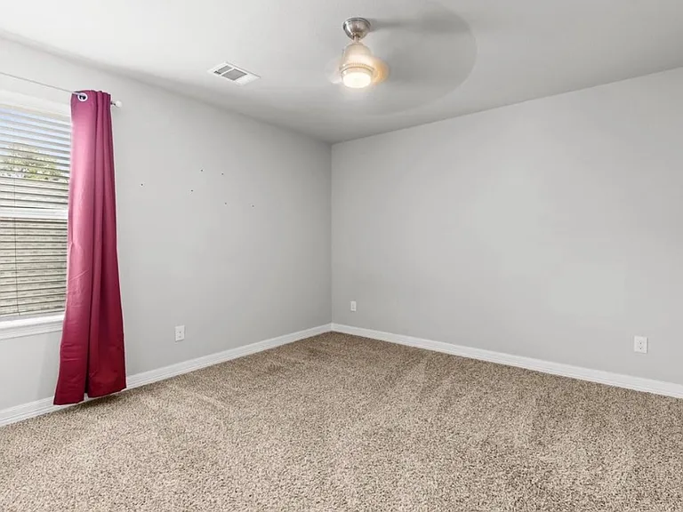 216 Elianne Lace Ct — Photo 41