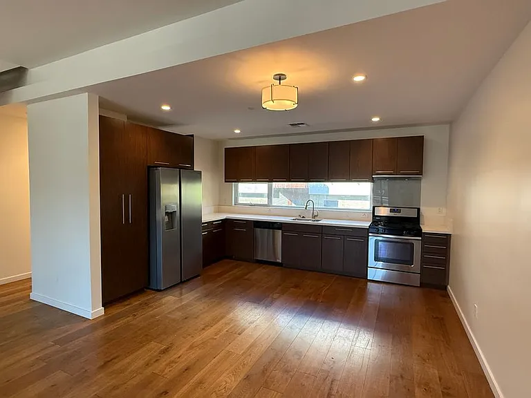 488 Garden St — Photo 10