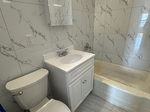 5th image of 611 Banner Ave APT 6A