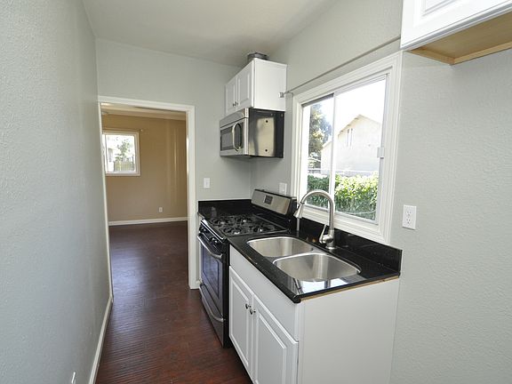 3rd image of 413 E Amerige Ave #413H