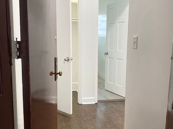 2nd image of 7114-7116 S Blackstone Ave #2