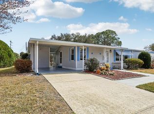 1024 Hilltop Rd, Tavares, FL 32778
