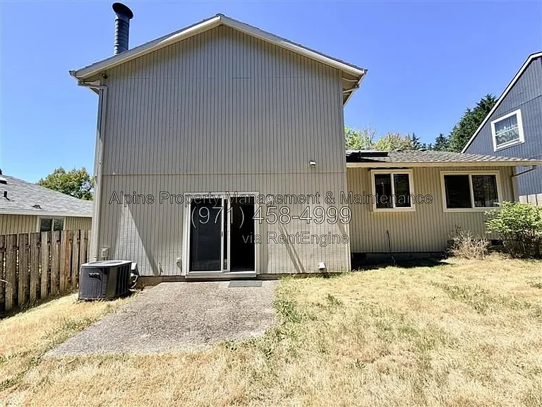 7066 SW 156th Ave — Photo 16