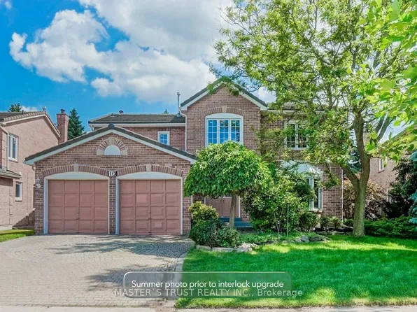 10 Melchior Cres, Markham, ON L3R 8Z6