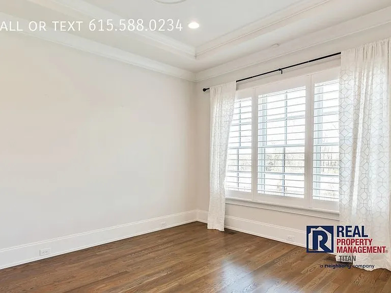 9220 Lehigh Dr — Photo 38