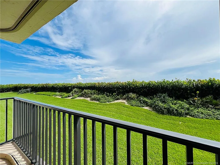 10044 S Ocean Dr #205 — Photo 28