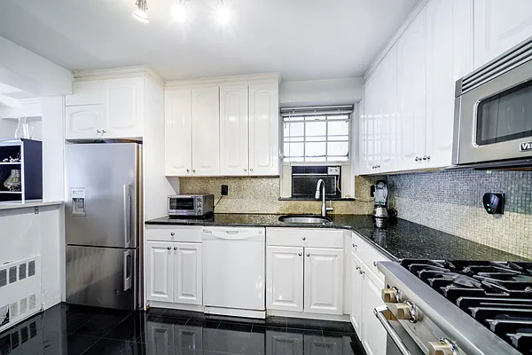 Sold by Douglas Elliman | media 4