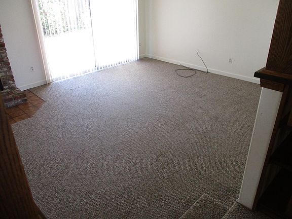 3rd image of 247 Sierra Vista Ct