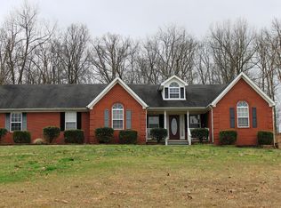 325 Smith Ln, Berea, KY 40403