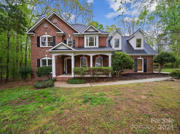 3145 Shady Grove Ln, Matthews, NC 28104
