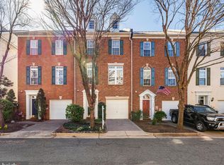 5052 Grimm Dr, Alexandria, VA 22304