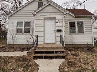 2515 E 4th St, Waterloo, IA 50703