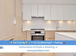 128 W 15th St, North Vancouver, BC V7M 1R5