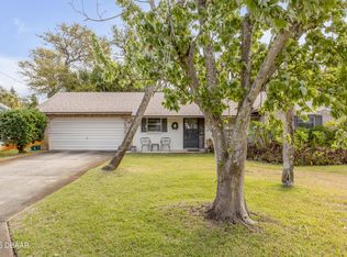 805 S Cooper St, New Smyrna Beach, FL 32169