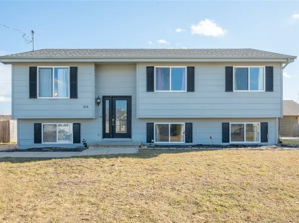 213 NE Trent Ave, Elkhart, IA 50073