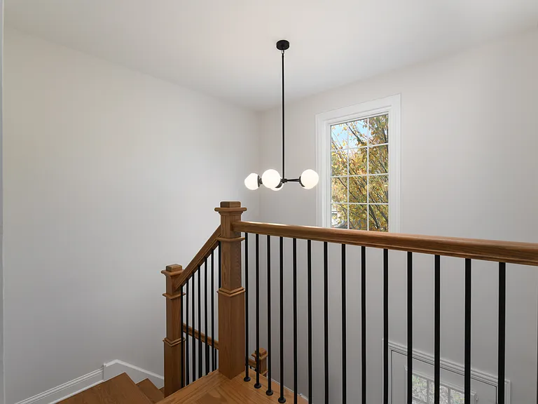 973 Old Oak Cir — Photo 4