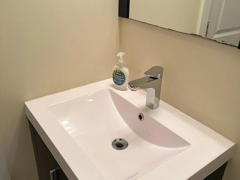 1204 E Palmer St #3 — Photo 9