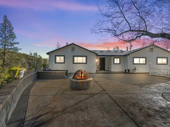 435 Clipper Gap Rd, Auburn, CA 95603