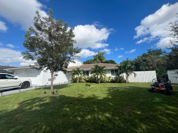 11121 SW 110th Rd, Miami, FL 33176