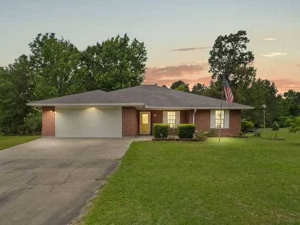216 Roy Bridges Rd, Leesville, LA 71446