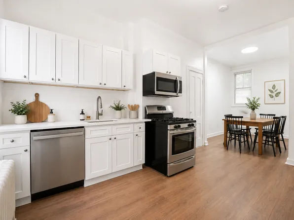 122 Hutton Street image 1 of 3