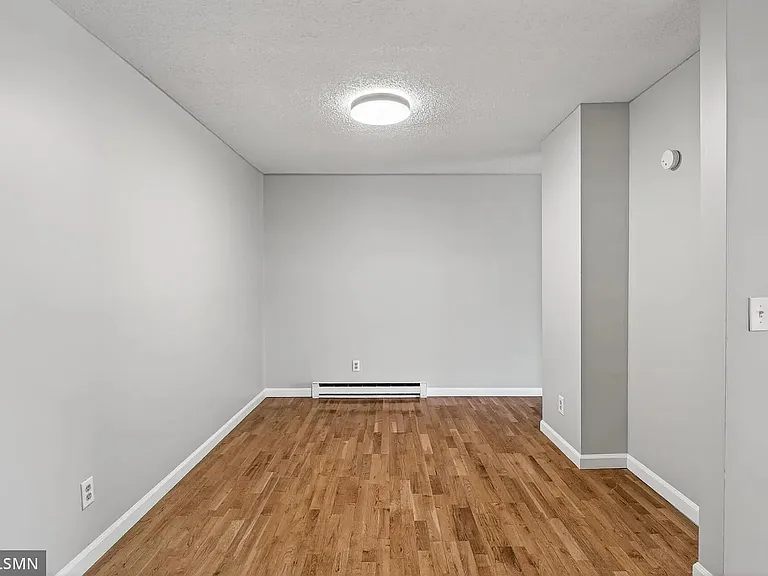 400 Shelard Pkwy #203 — Photo 6