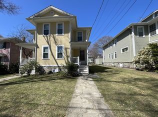 15 Westbourne Rd #15, Newton Center, MA 02459