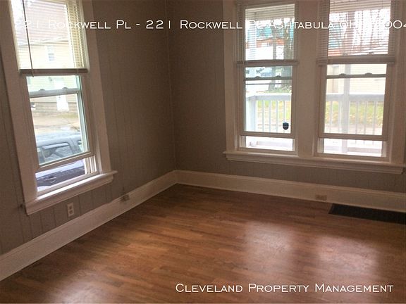 4th image of 221 Rockwell Pl