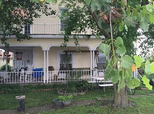 105 W Edwards St, Ridgway, IL 62979