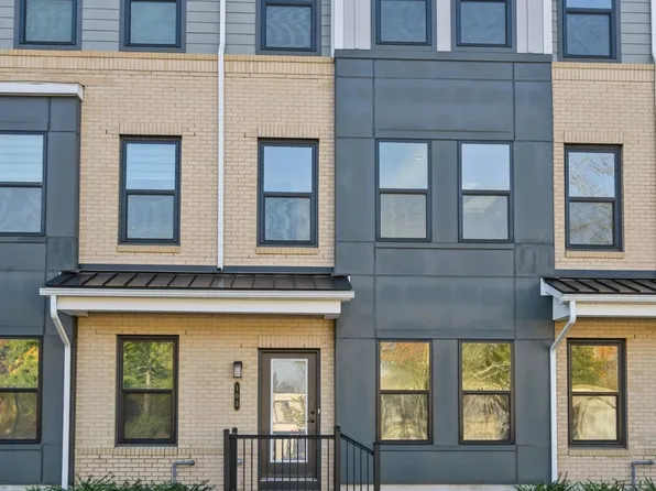103 Vaughn Dr, Princeton Junction, NJ
