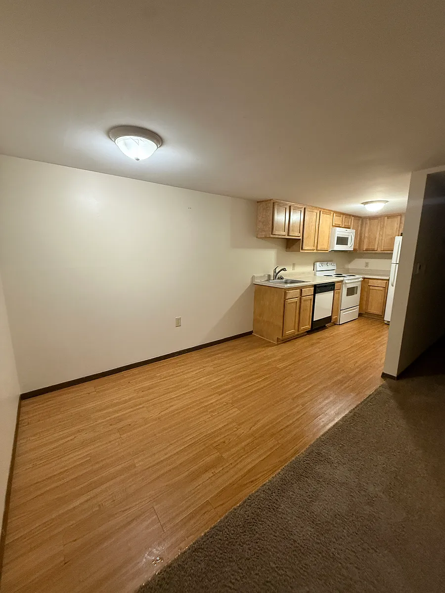 Building Photo - 201 Baer Dr #2